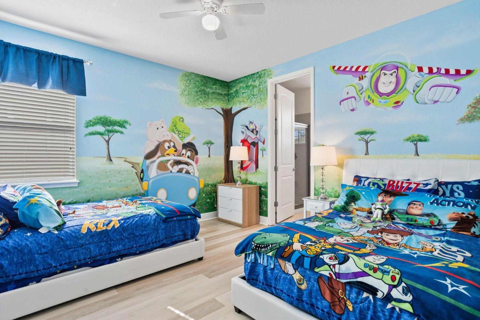 Sun-filled 6 Bdrm With Game At Encore *