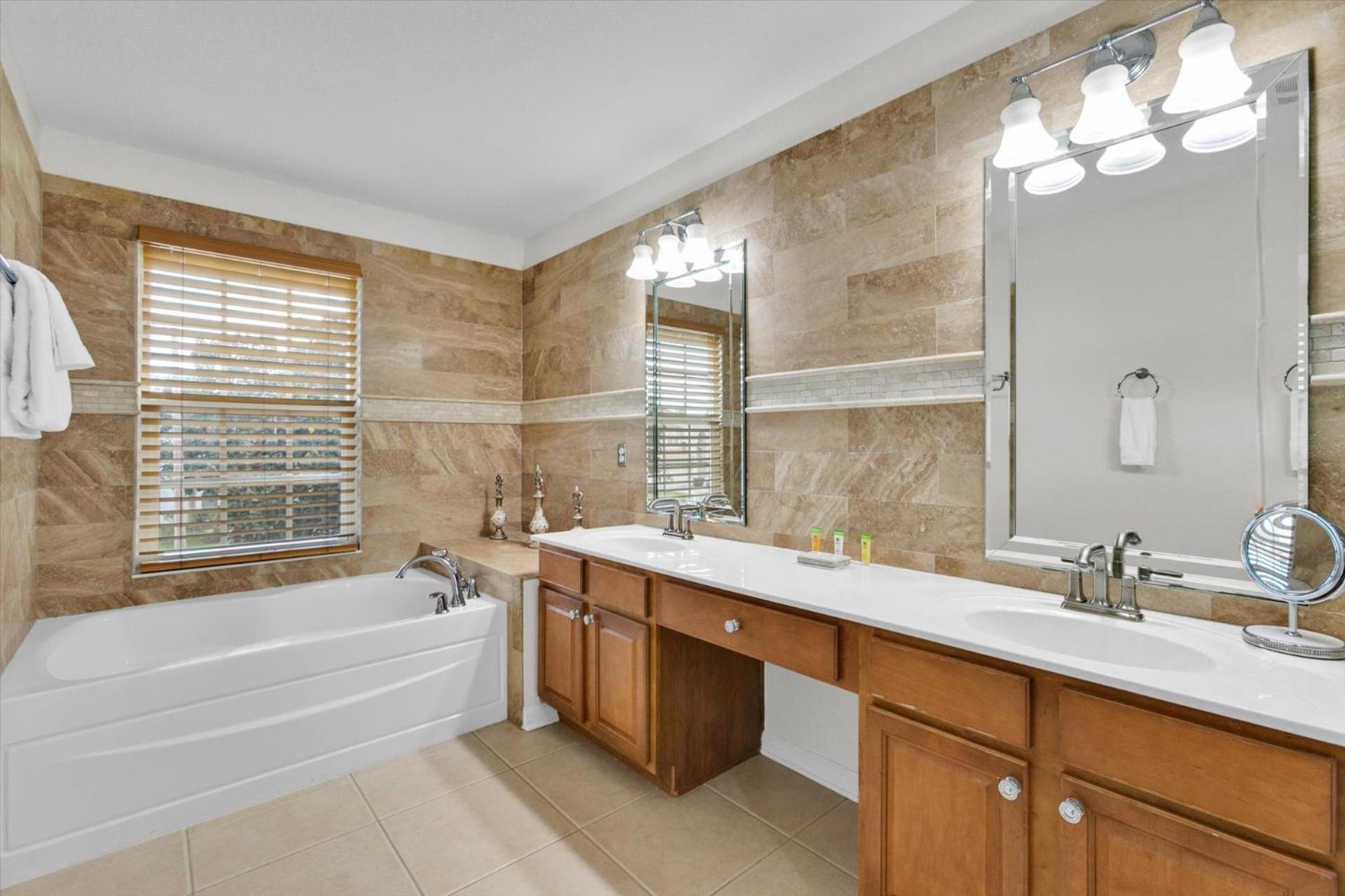 Windsor Hills 6 Bedroom Private Pool 0743 Holiday home