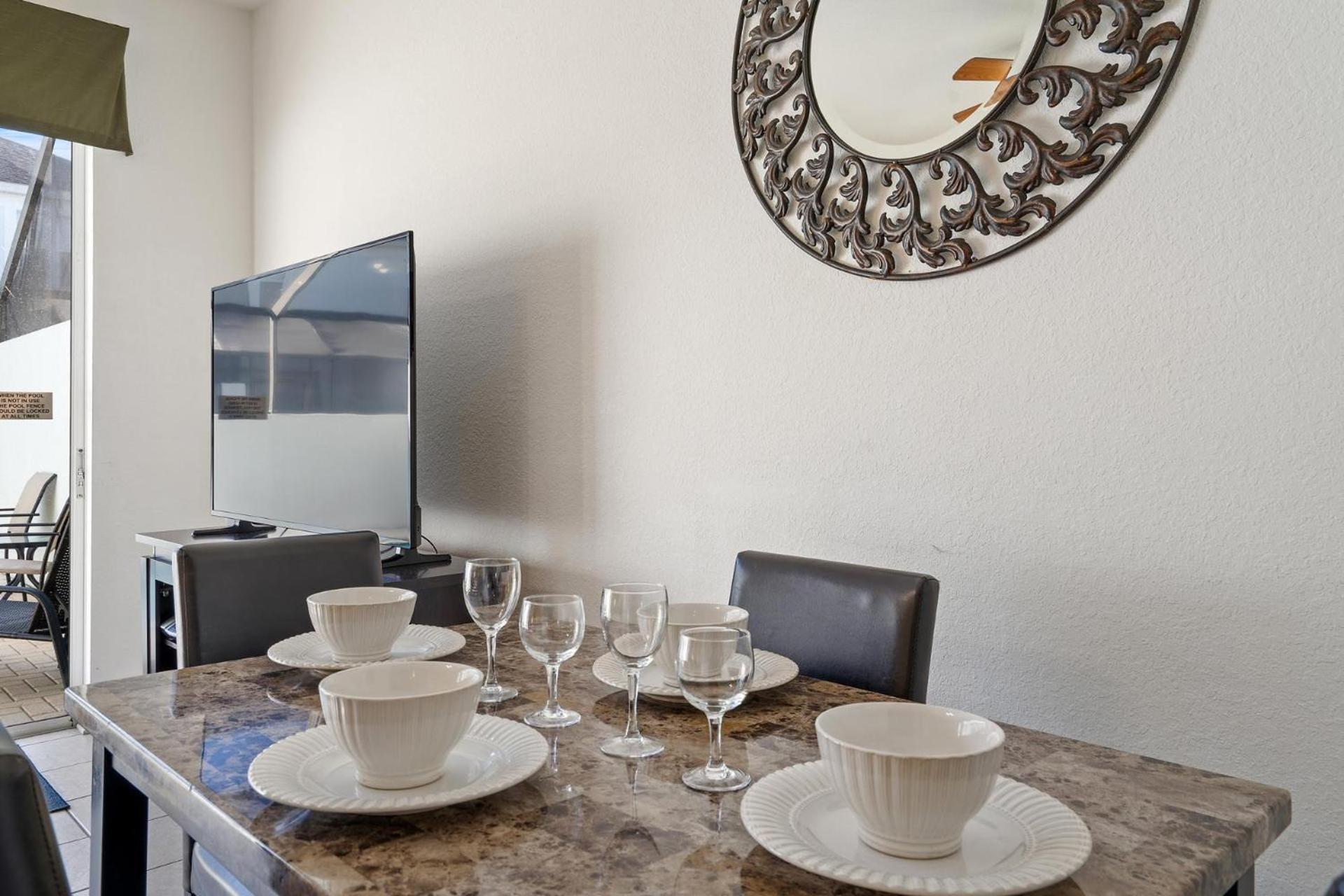 Windsor Hills 3 Bedroom Private Pool Townhome 0866 *