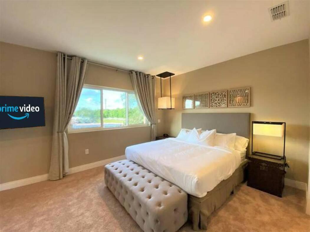 Sophisticated 4 En Suites W Private Hot Tub & Bb