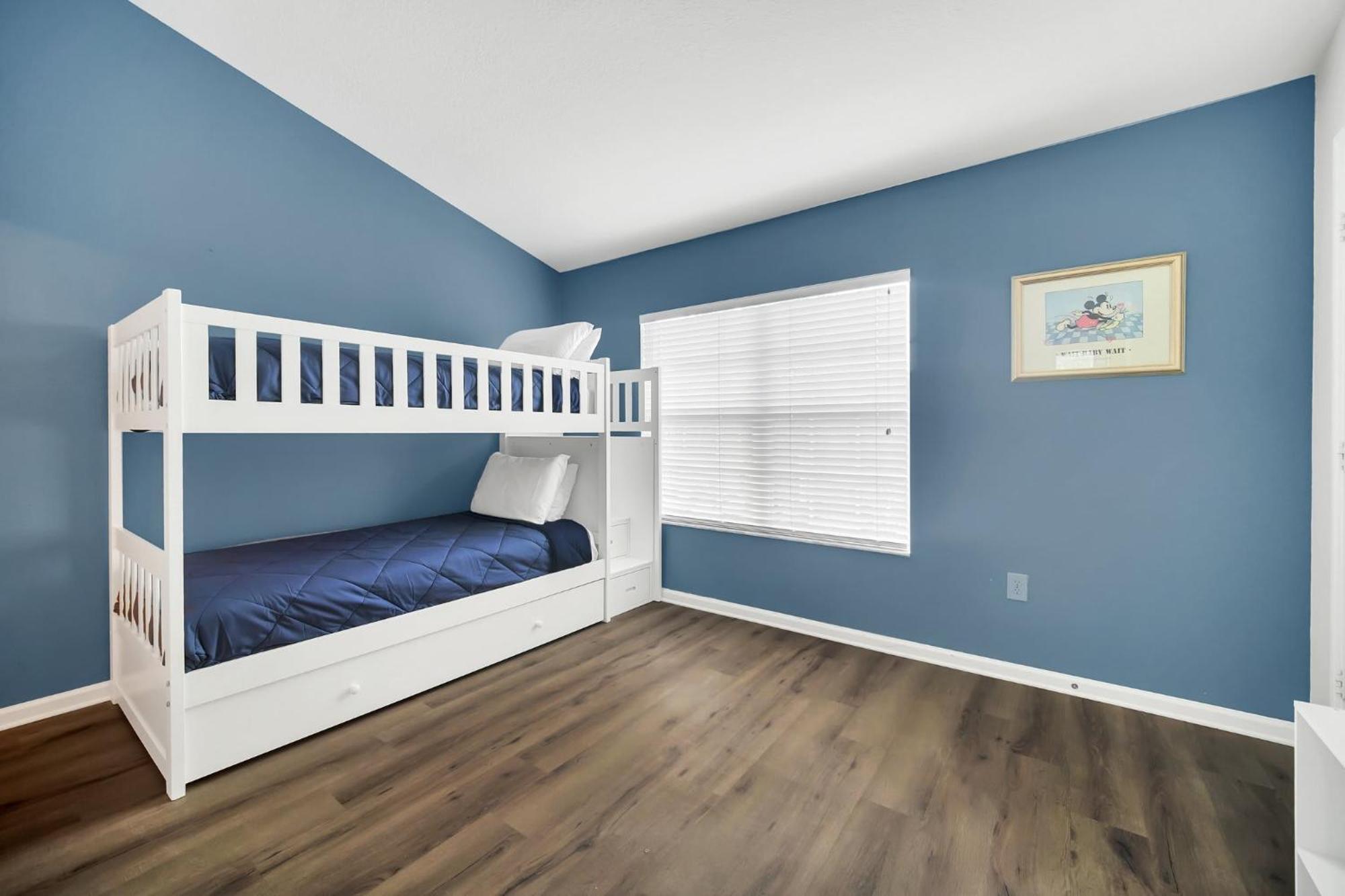 Perfect Townhome Near Holiday home *