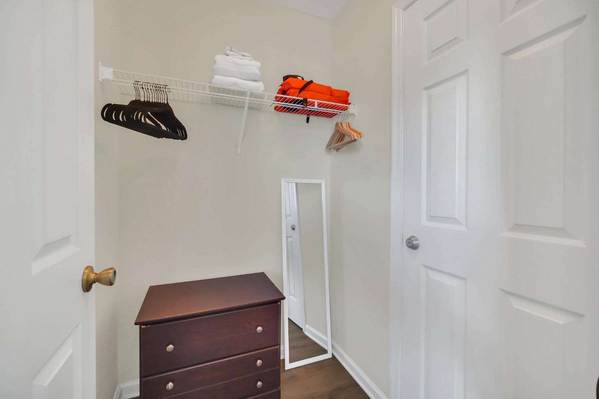 Perfect Townhome Near