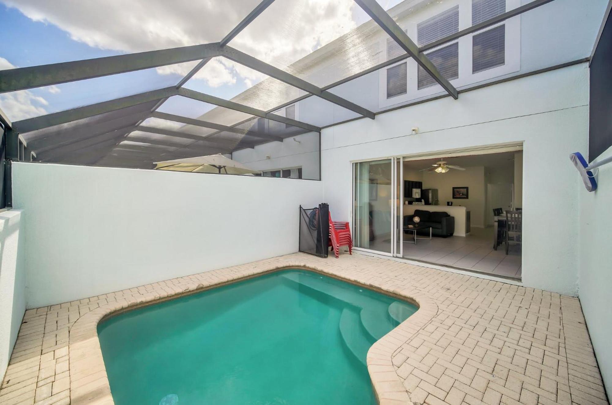 Perfect Townhome Near