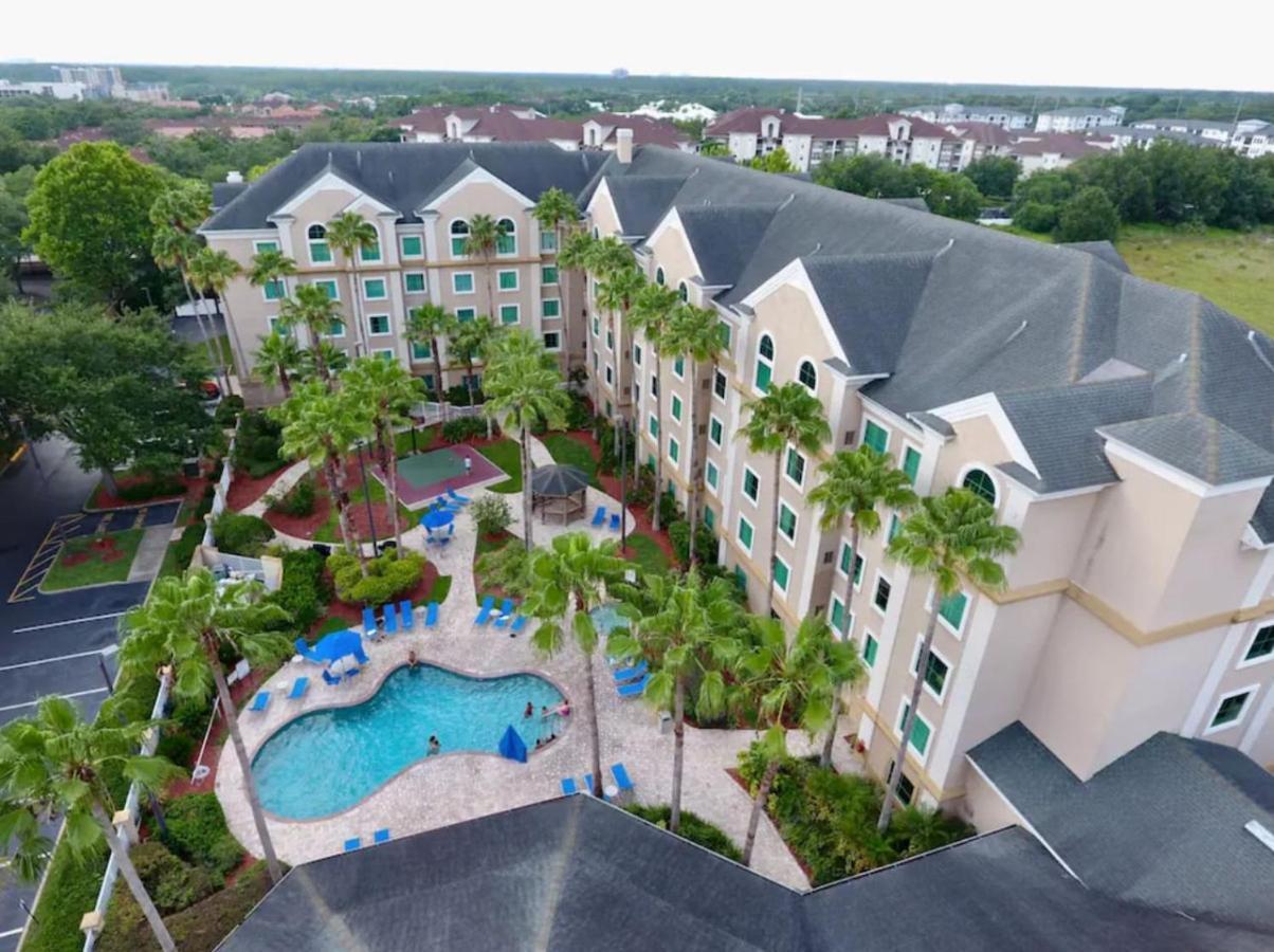 Holiday home King Bed Theme Park Free Shuttle Included Orlando