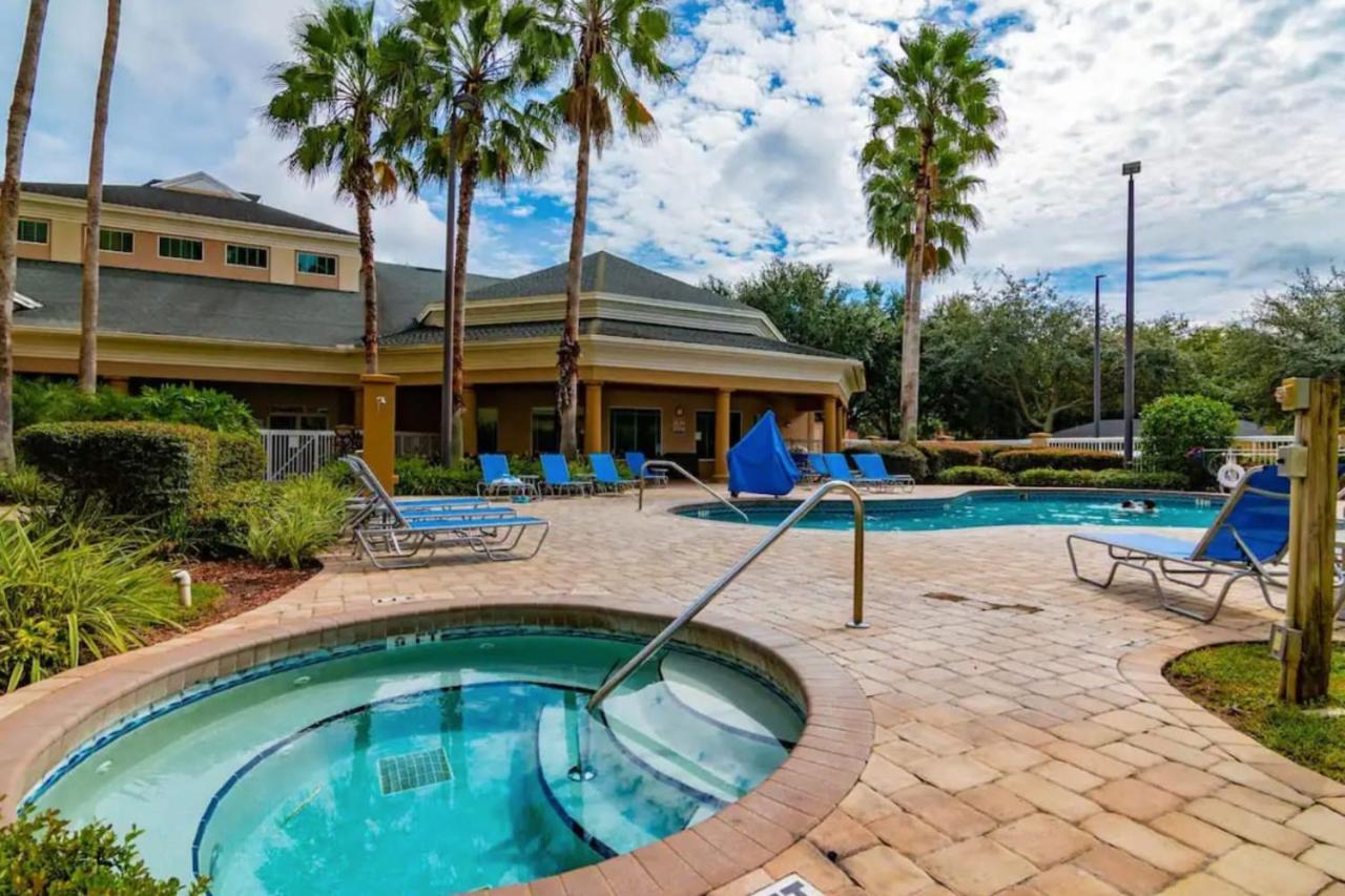 King Bed Theme Park Free Shuttle Included * Orlando