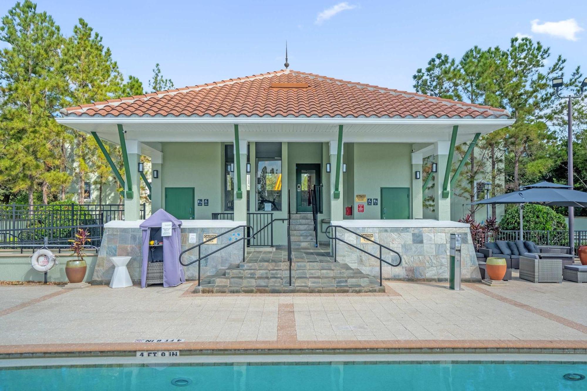 Spring Break Sale! Renovated Townhome By