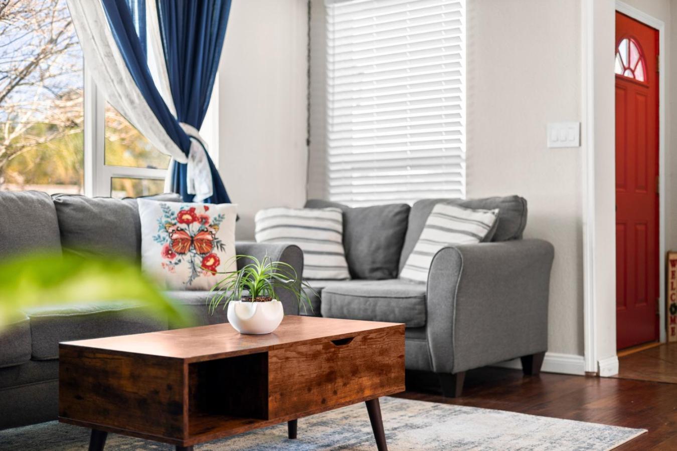 Airport Vacation Pet Friendly Holiday home Orlando