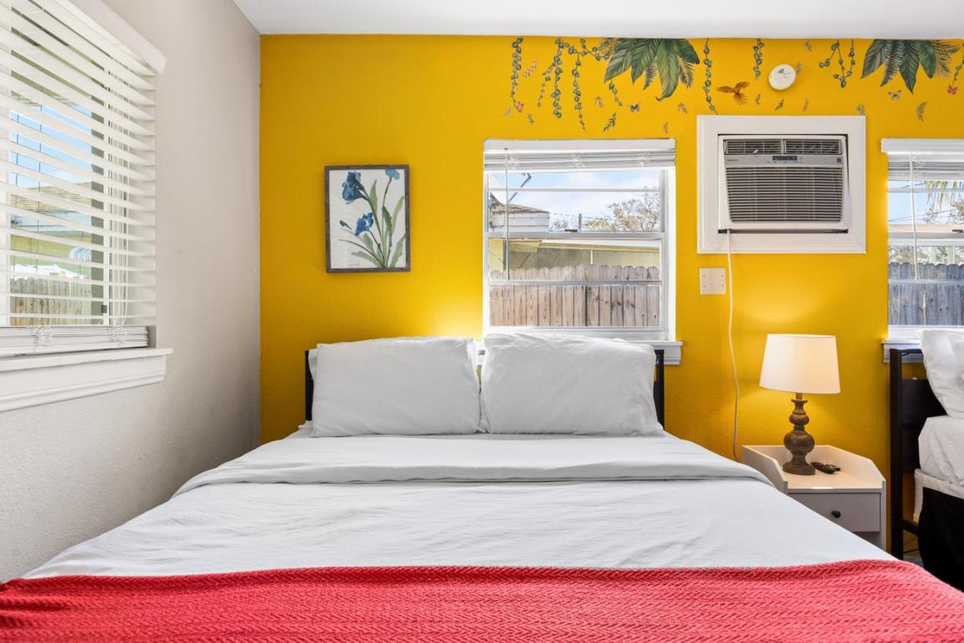Airport Vacation Pet Friendly * Orlando