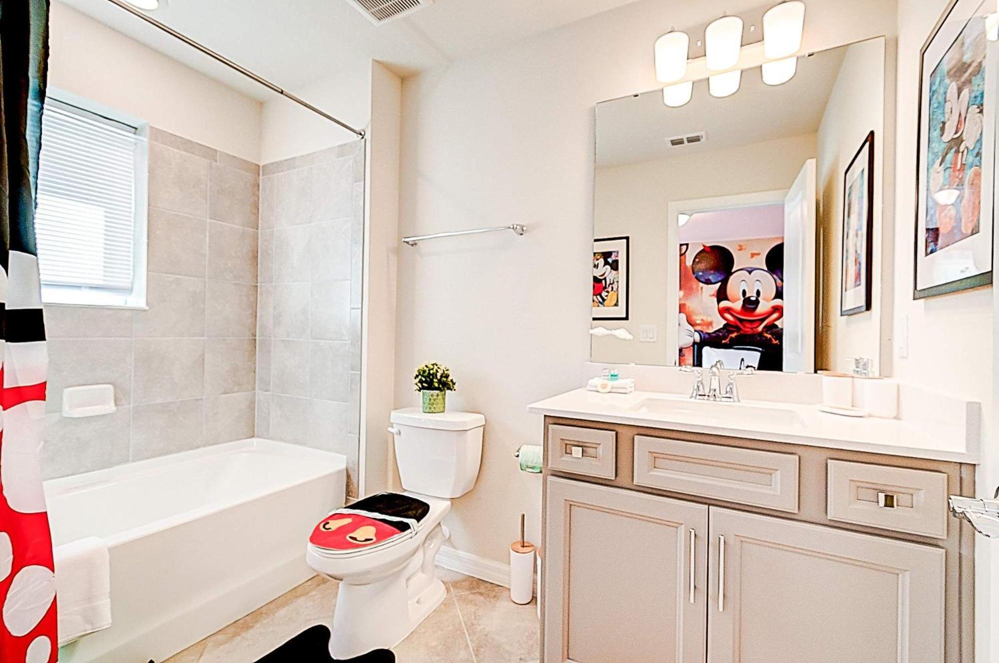 15976 Spacious & Charming Family Getaway