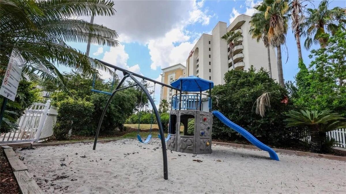 Holiday home 2301-2-cd-enclave Skyline Near Universal