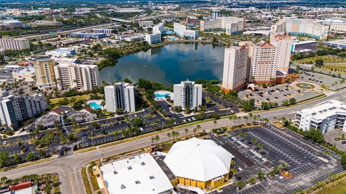 Holiday home 2301-2-cd-enclave Skyline Near Universal *