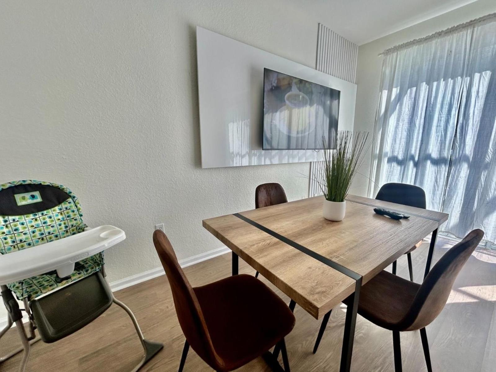 Casa 3q/3b Com Piscina Privativa | Perto Da *