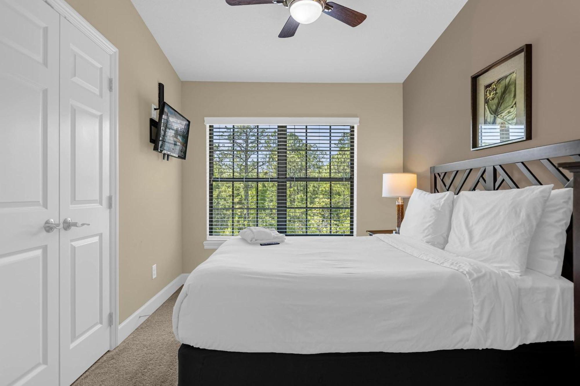 Holiday home Deluxe 3 Townhome - 5 Minutes From *