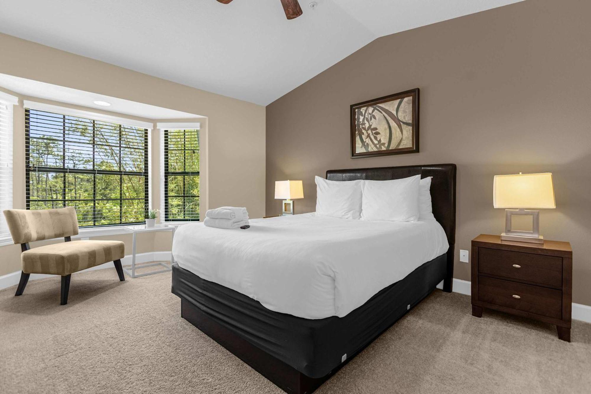 Holiday home Deluxe 3 Townhome - 5 Minutes From Orlando