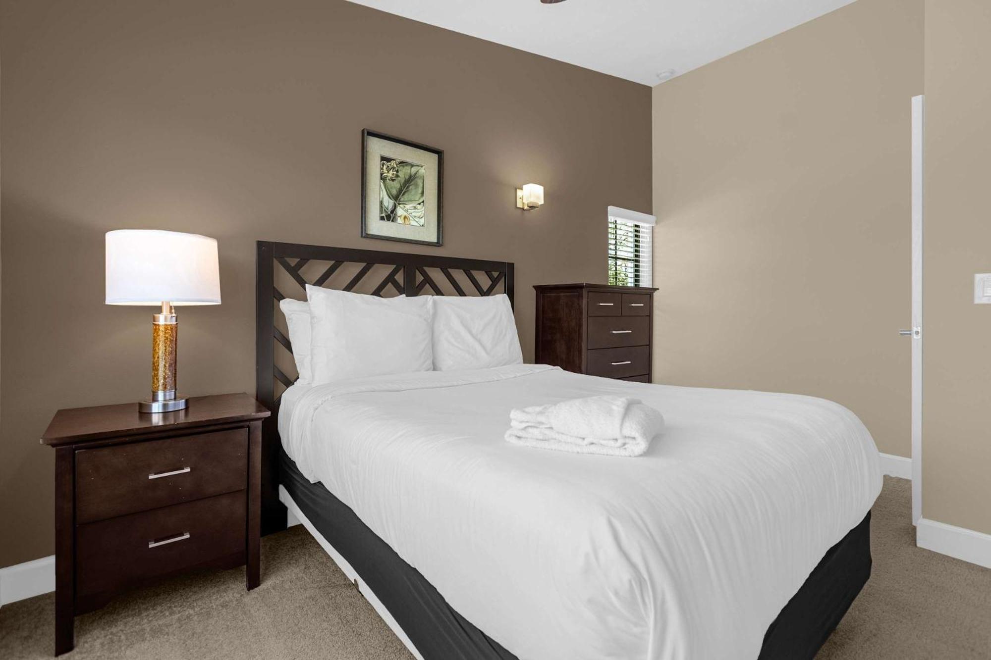 Holiday home Deluxe 3 Townhome - 5 Minutes From Orlando