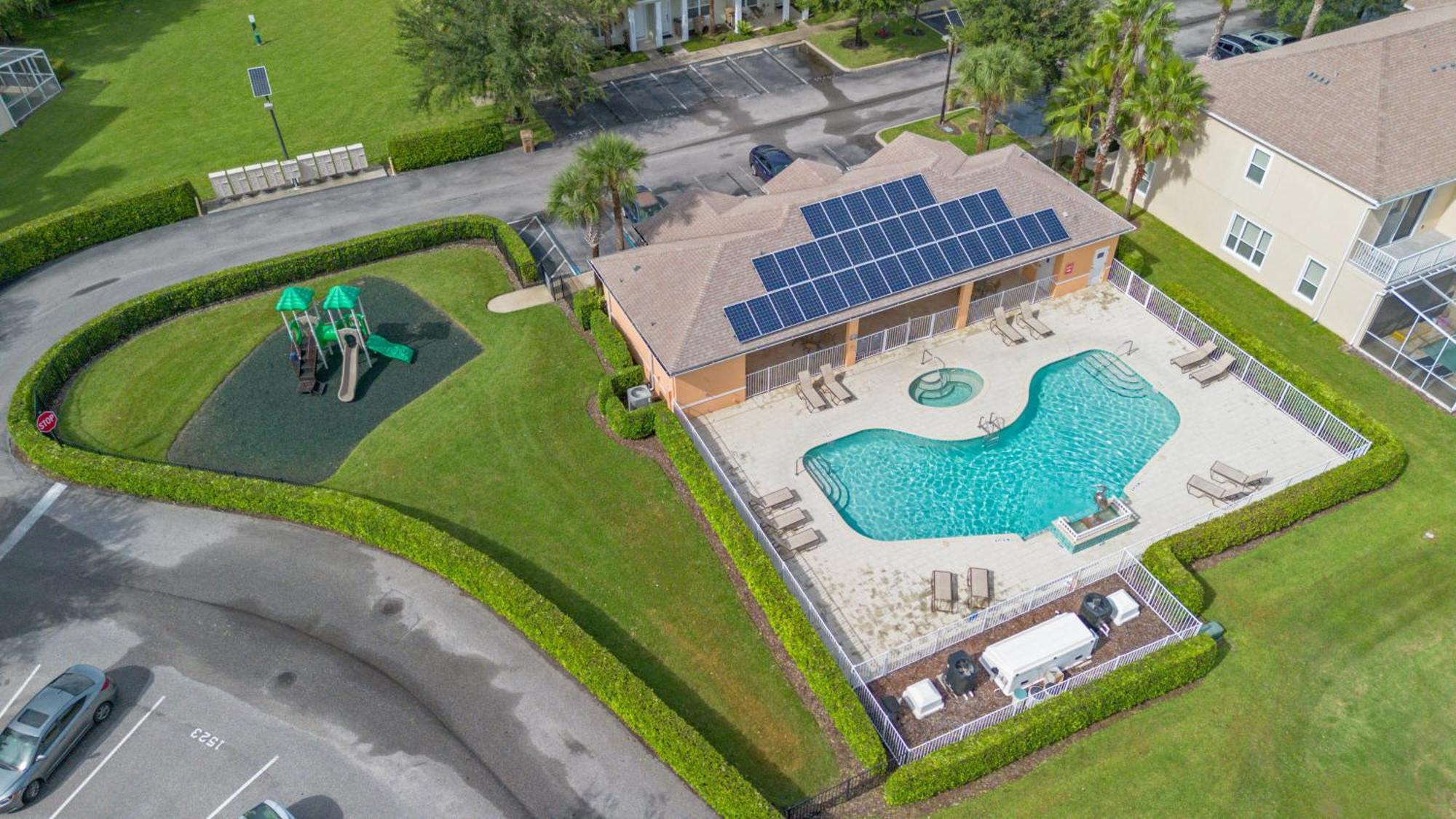 Amazing 4 Bedrooms Next To Disneyprivate Pool Holiday home