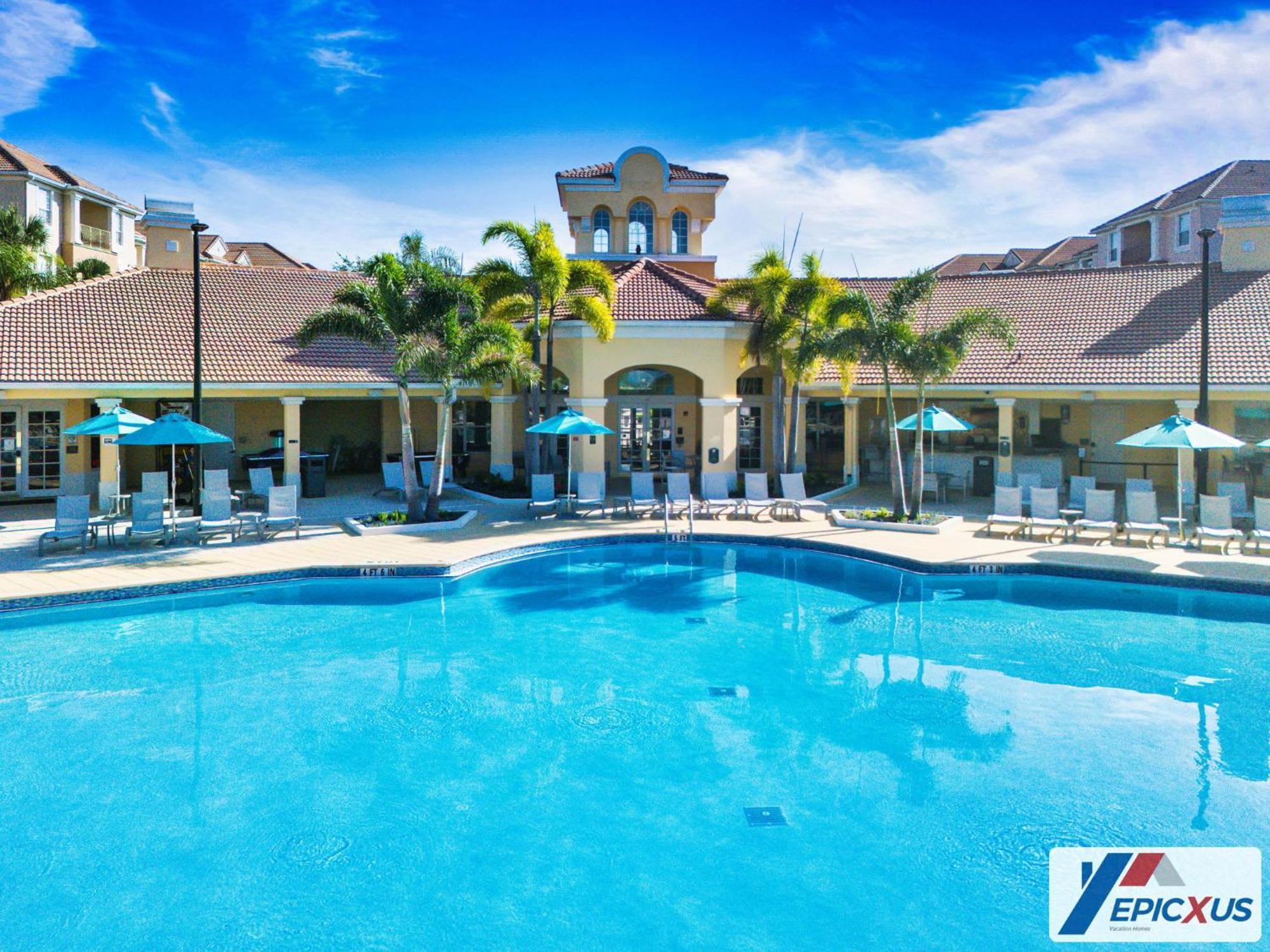 The Epic Toronto Vista Cay Holiday home *