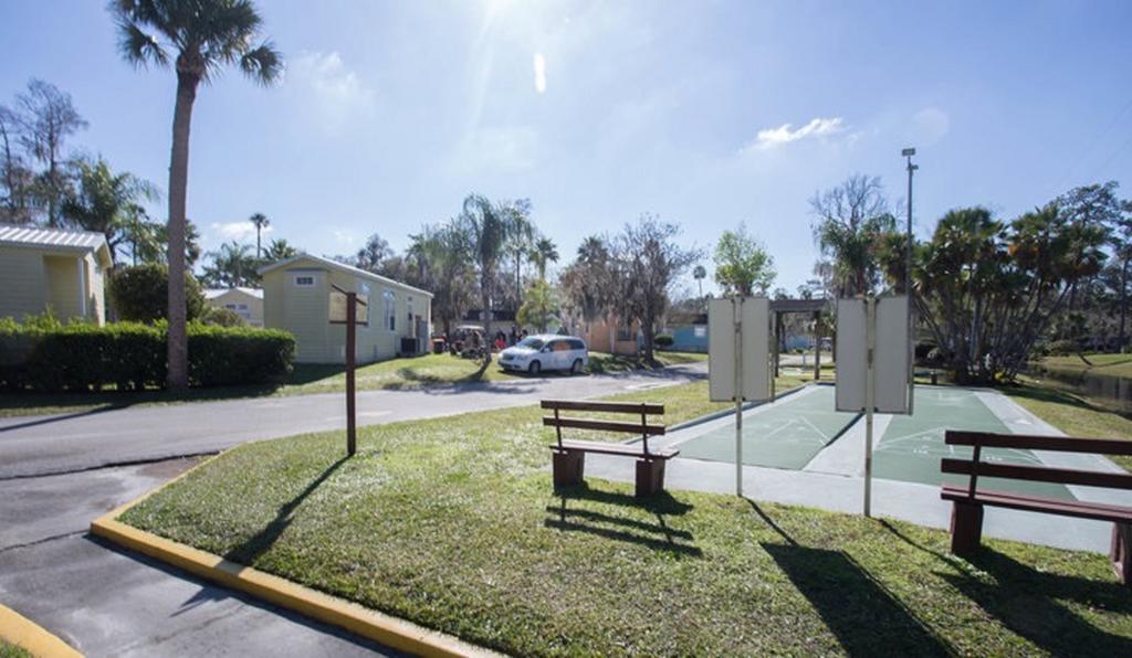 Tropical Palms Premium Two-bedroom Loft 77