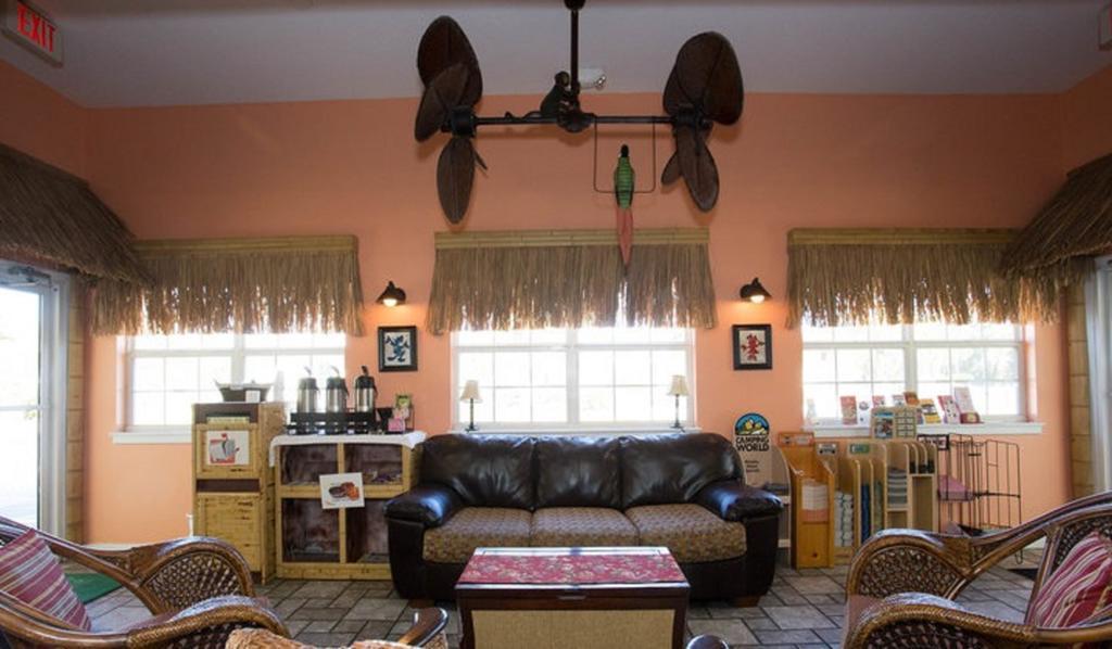 Holiday park Tropical Palms Premium Two-bedroom Loft 77 *