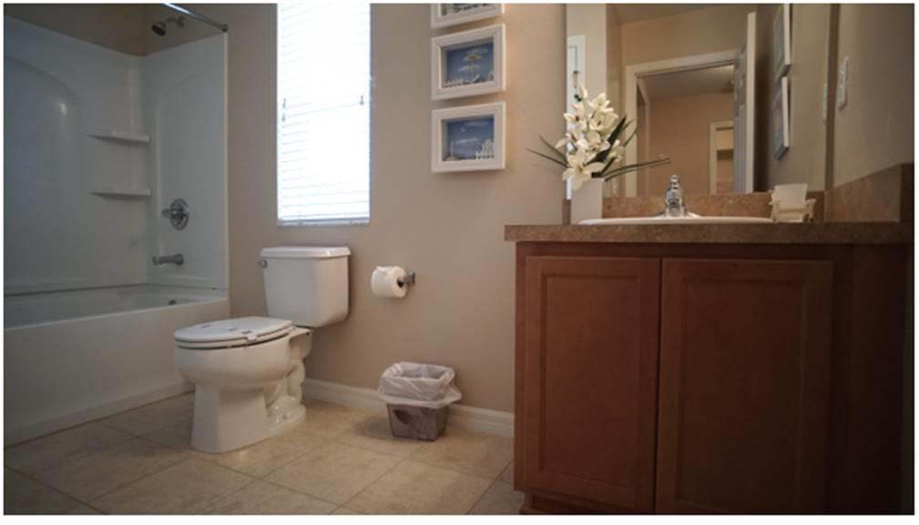 Compass Bay Tranquil Retreat - Four Bedroom *