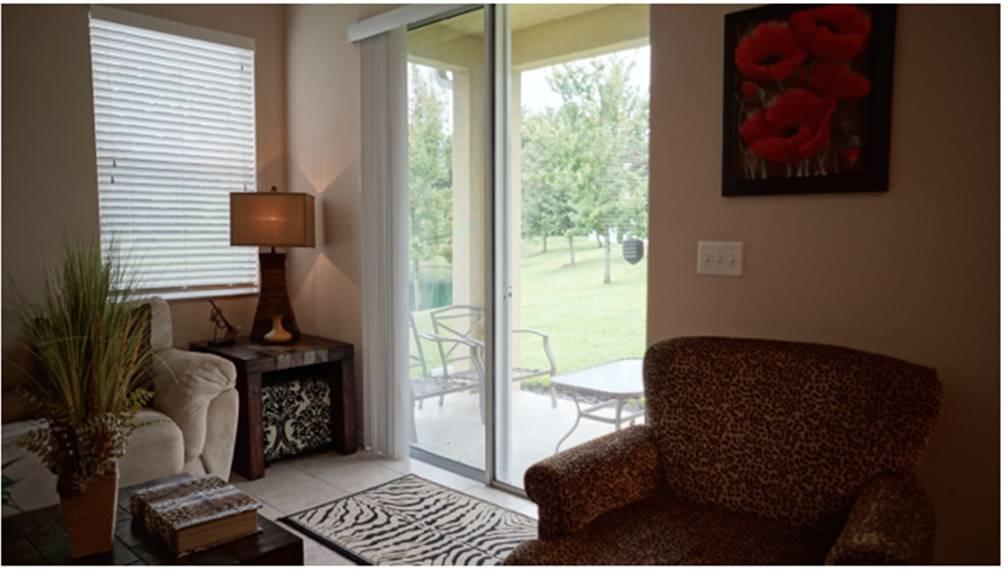 Compass Bay Tranquil Retreat - Four Bedroom Holiday home *
