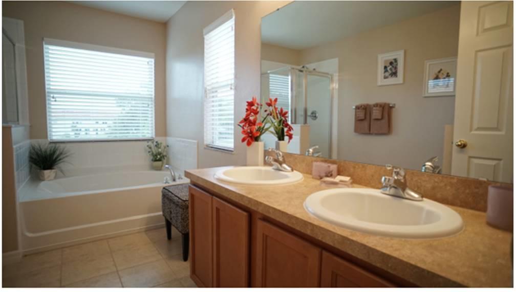 Holiday home Compass Bay Tranquil Retreat - Four Bedroom