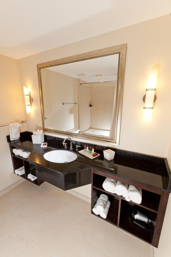 Resort Plaza Suites On International Drive Near Universal Epic Orlando