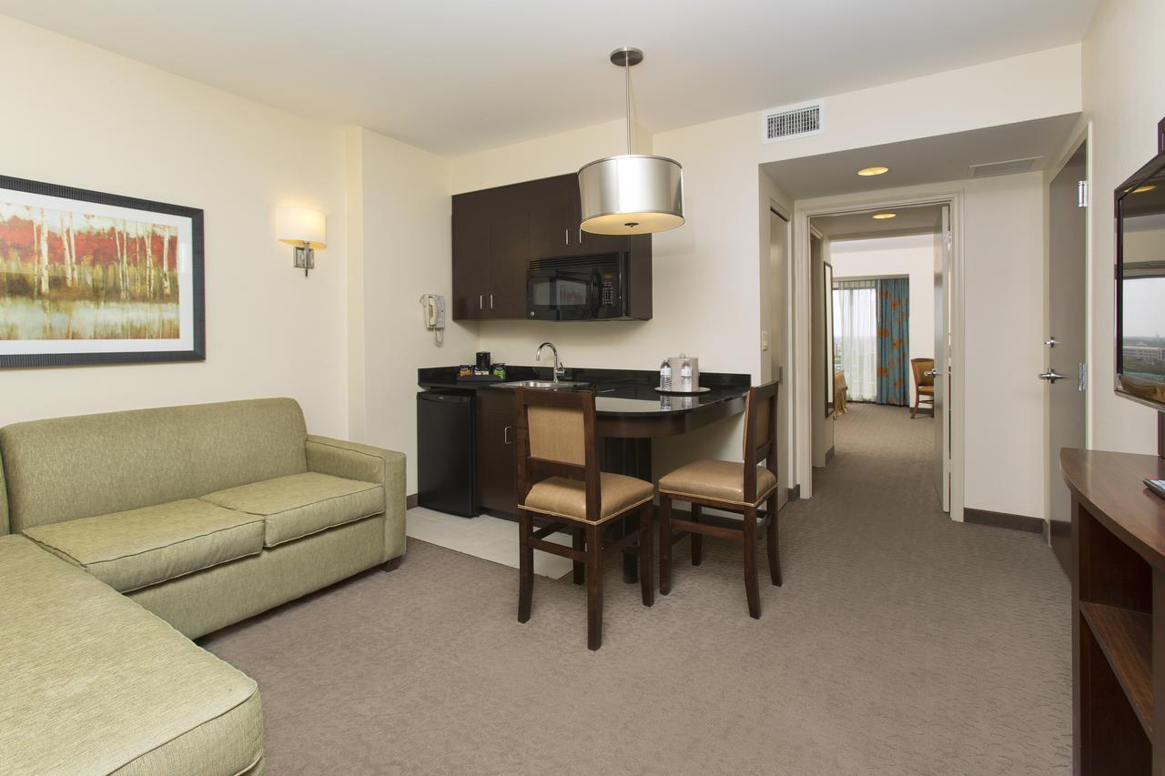 Plaza Suites On International Drive Near Universal Epic 3*
