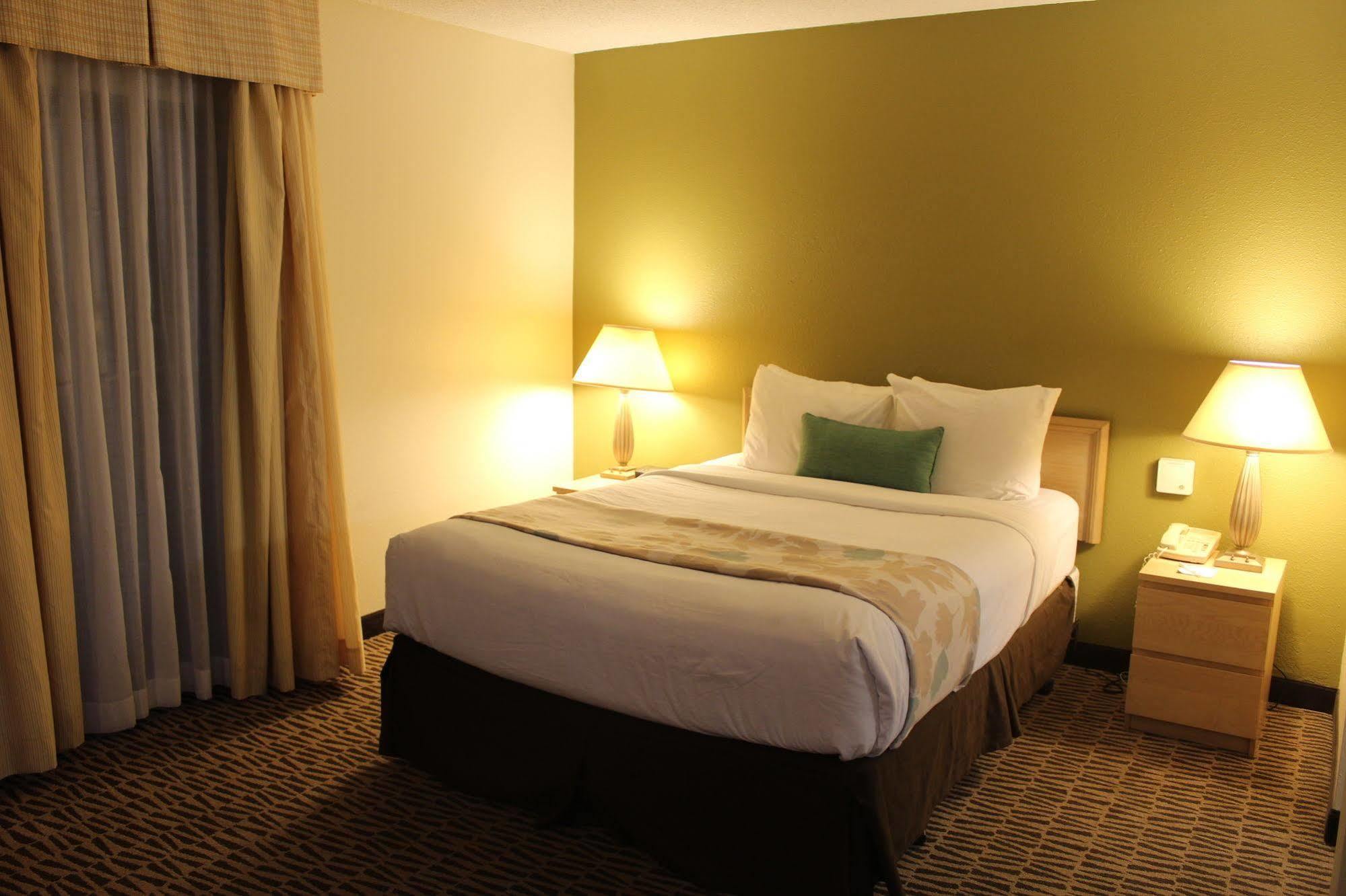 Hawthorn By Wyndham International Drive Hotel 3*