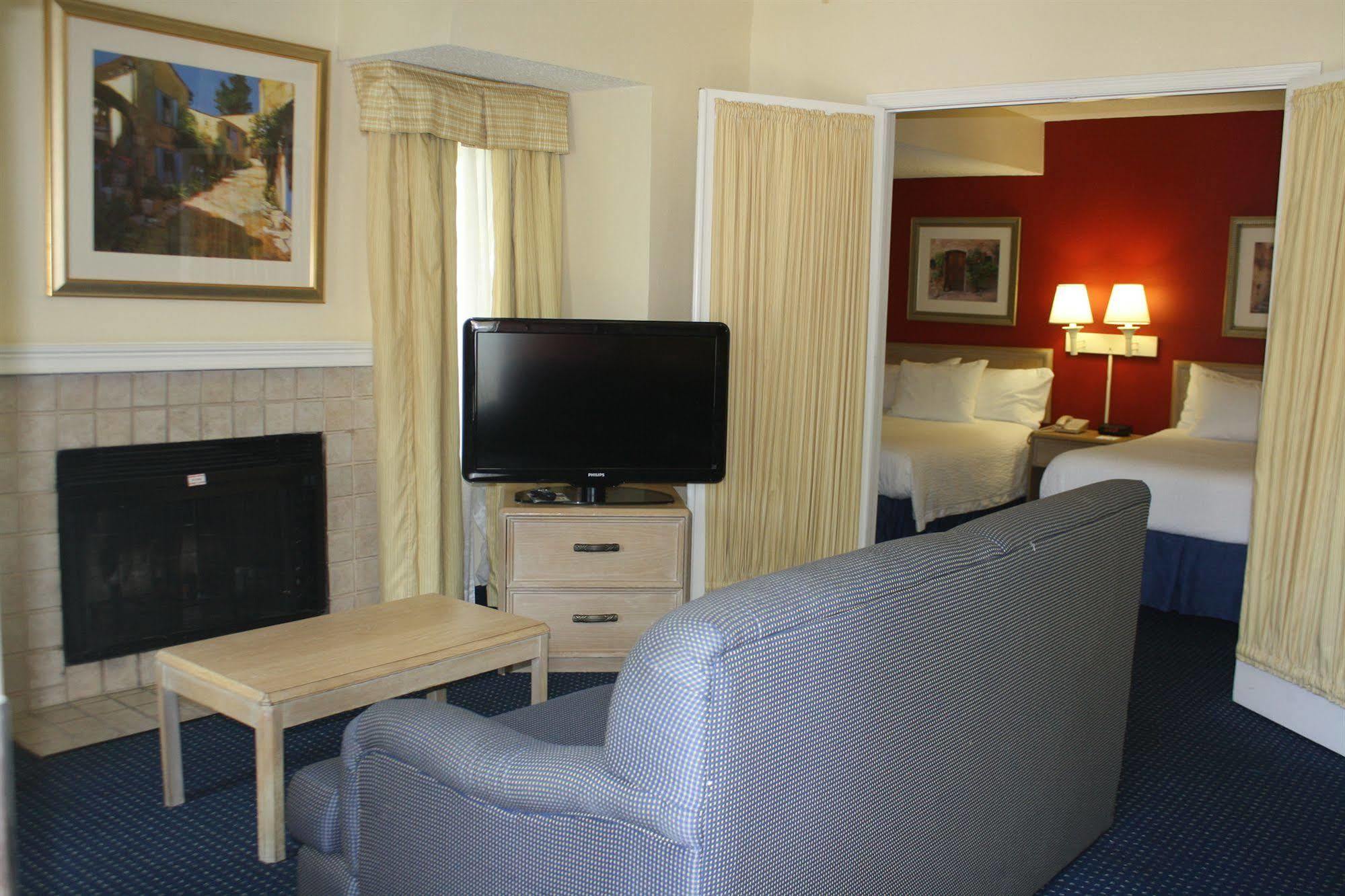 Hotel Hawthorn By Wyndham International Drive 3*