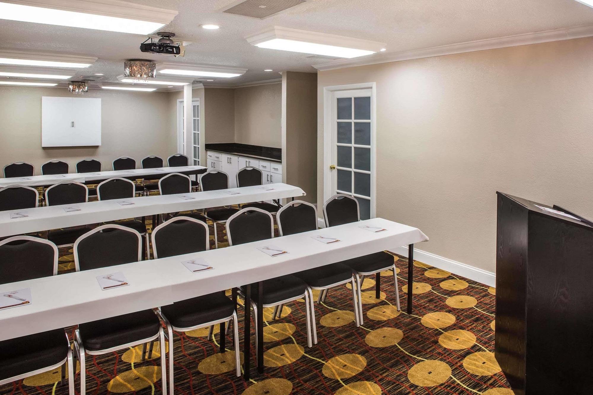 Hotel Hawthorn By Wyndham International Drive