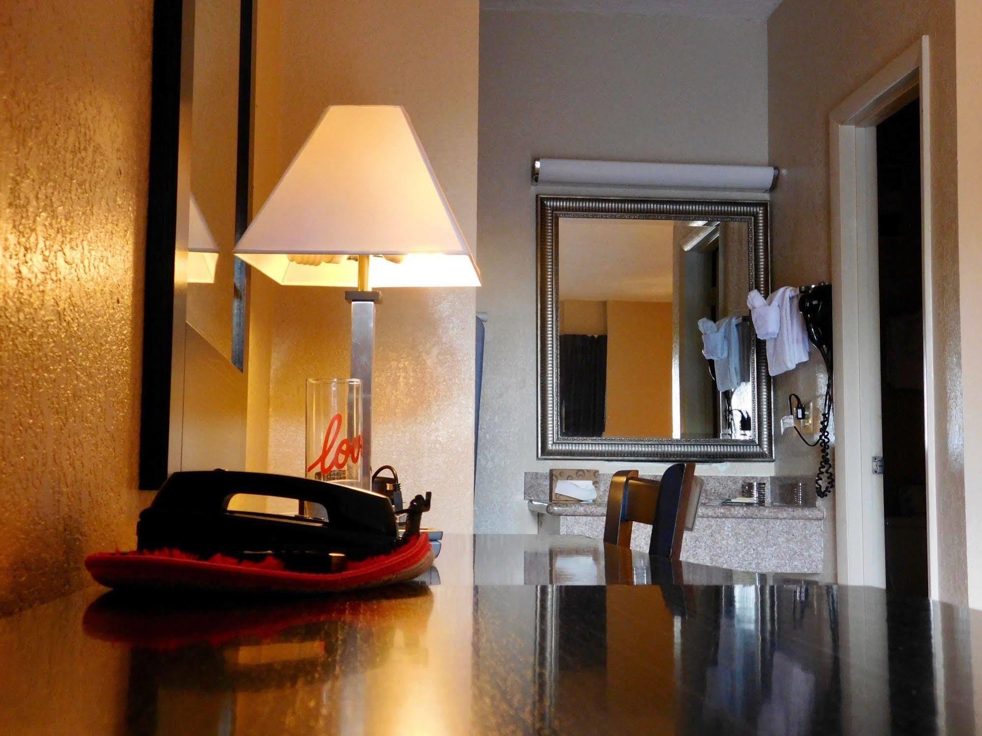 Travelodge By Wyndham Orlando At Heart Of International Drive 2* Orlando