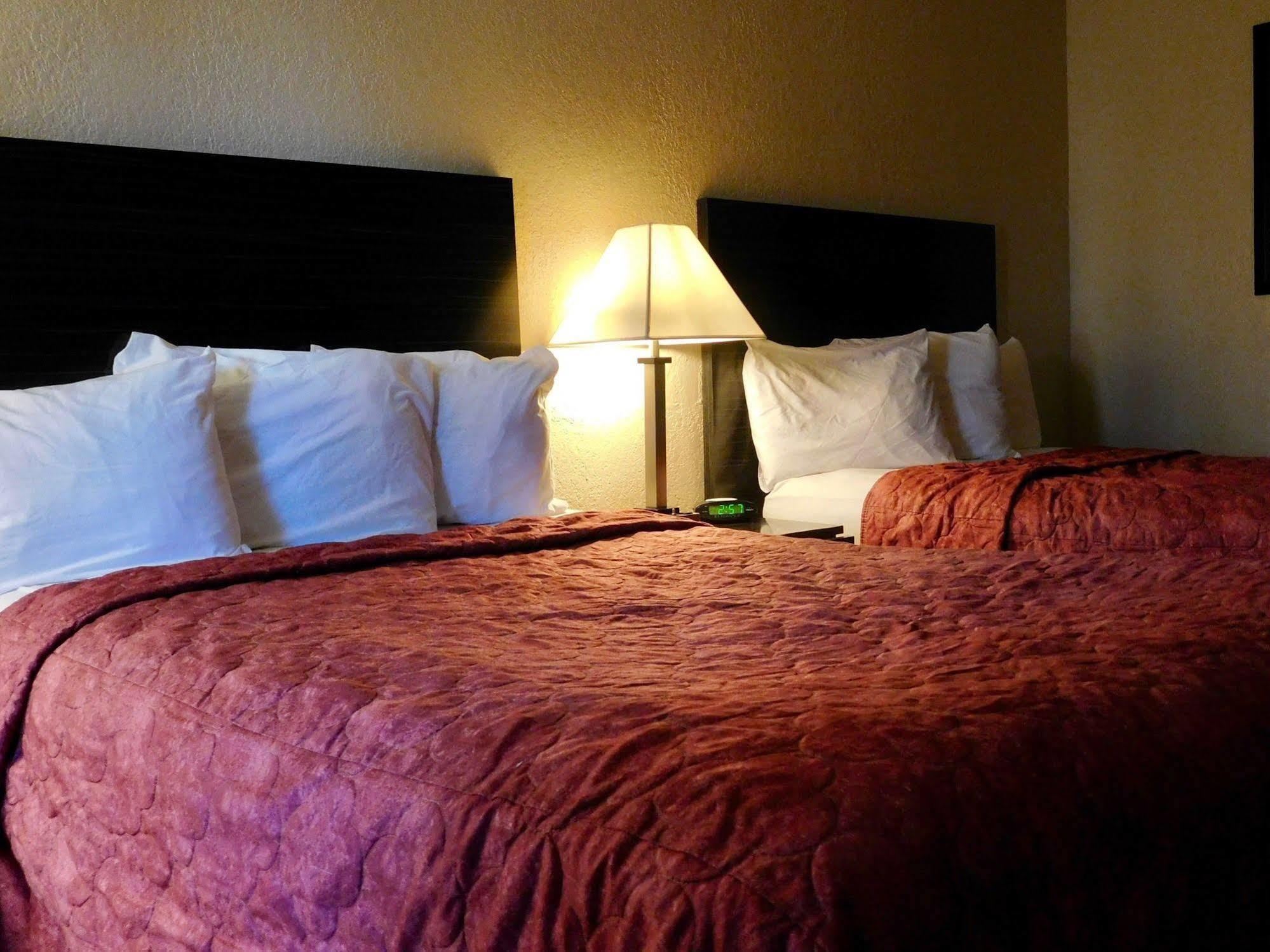 Travelodge By Wyndham Orlando At Heart Of International Drive Motel Orlando