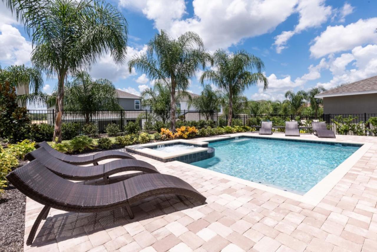 Holiday home 8 Bedroom Vacation With Pool Orlando