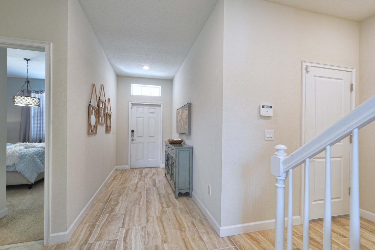 Storey Lake-5 Bedrooms W/pool-1650st Orlando