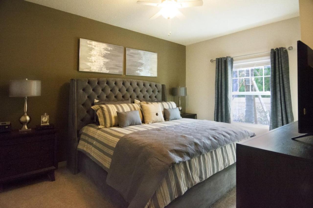 Beautiful Townhome At West Lucaya Wl8988 Holiday home