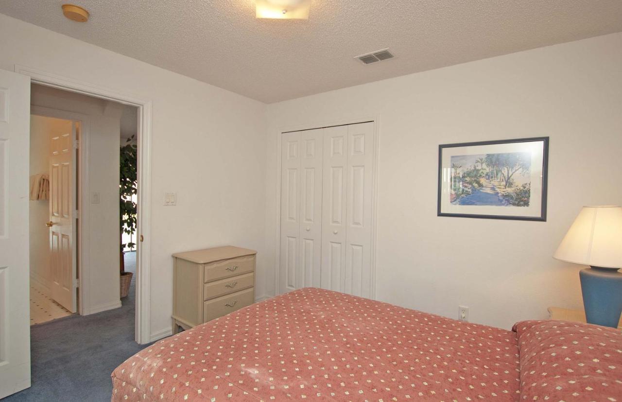 Greater Groves-4 Bedrooms W/pool-5204gg Holiday home
