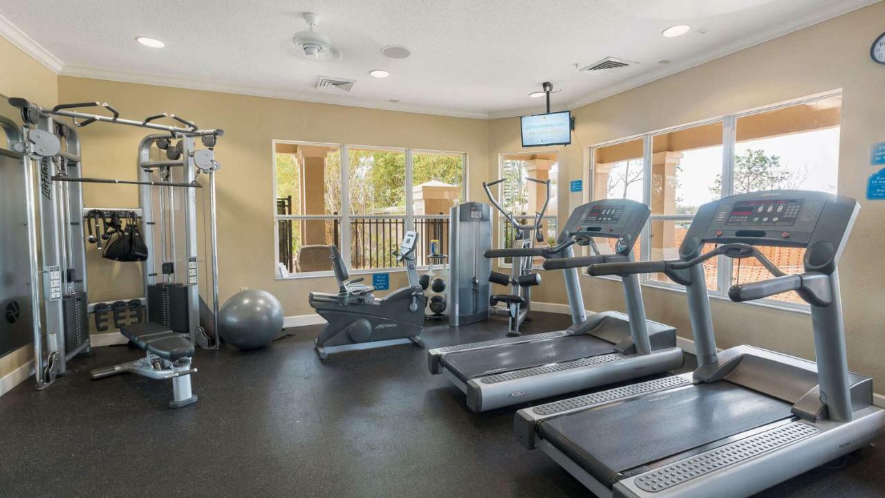 Tropical Terrace 3 Bed In Windsor Hills