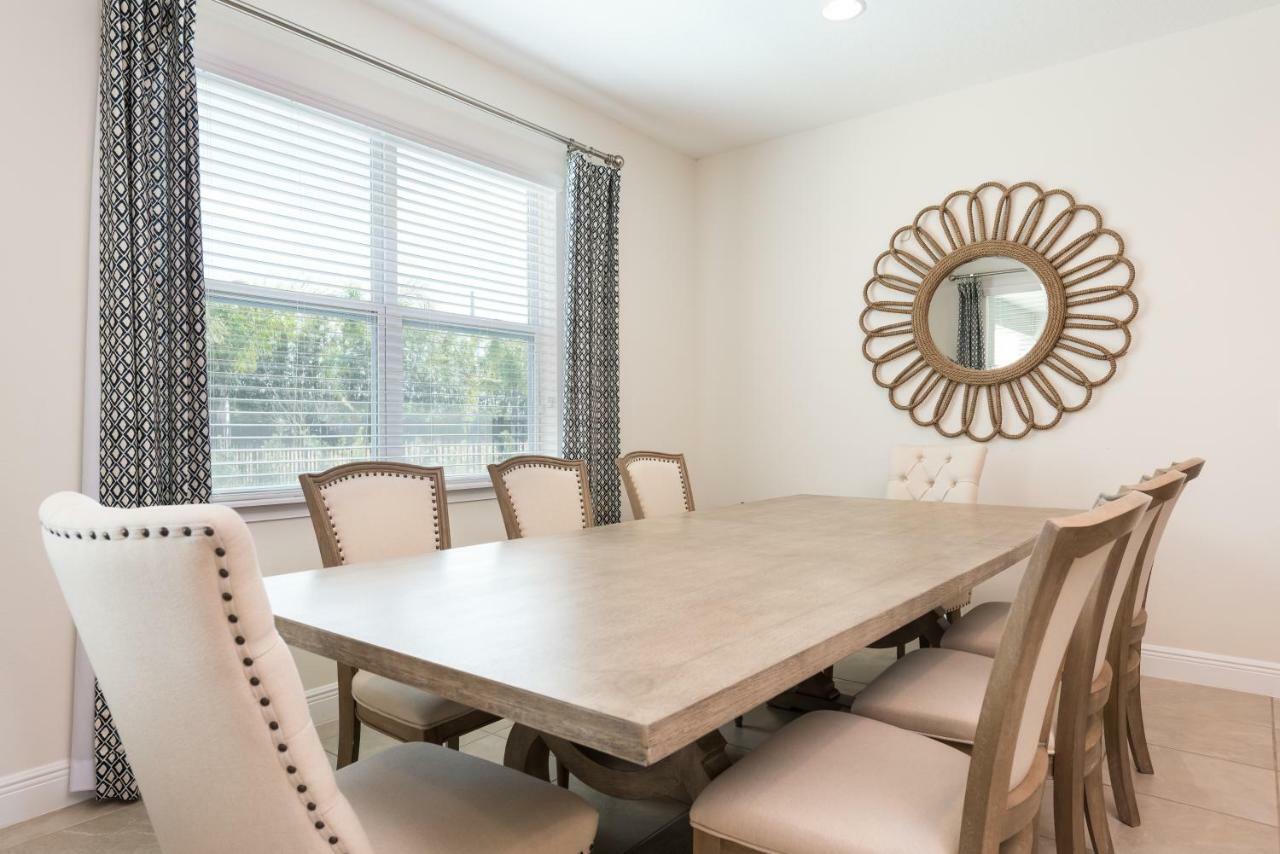 Holiday home Lovely By Rentyl Near With Private Pool, Air Hockey Table & Amenities - 7467m Orlando