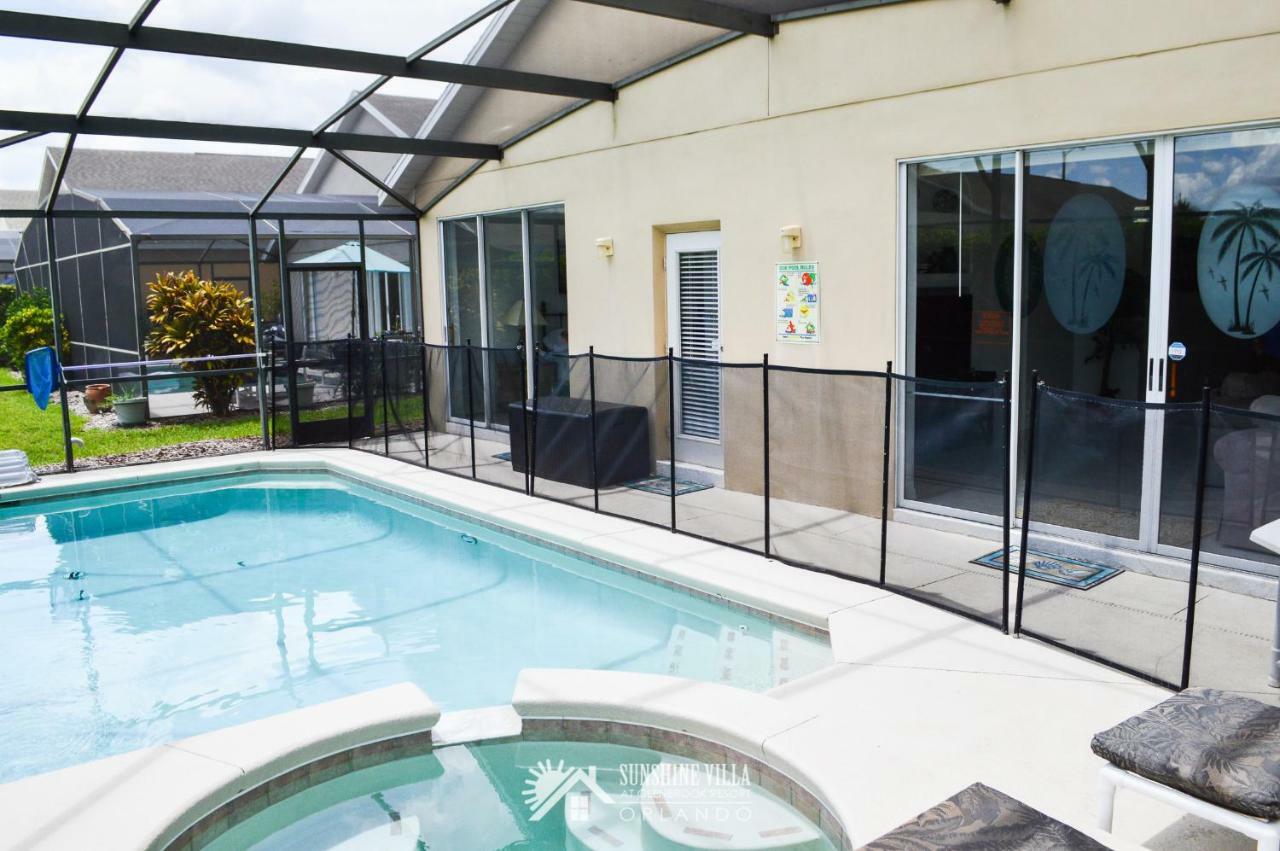 Sunshine Villa: Affordable Luxury Near World Holiday home Orlando