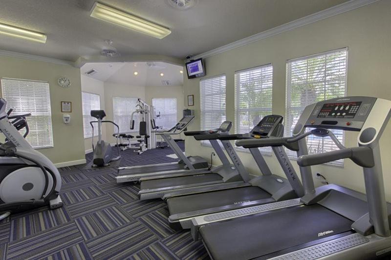 Stunning 4 Bedroom Pool Located In Windsor Palms Orlando