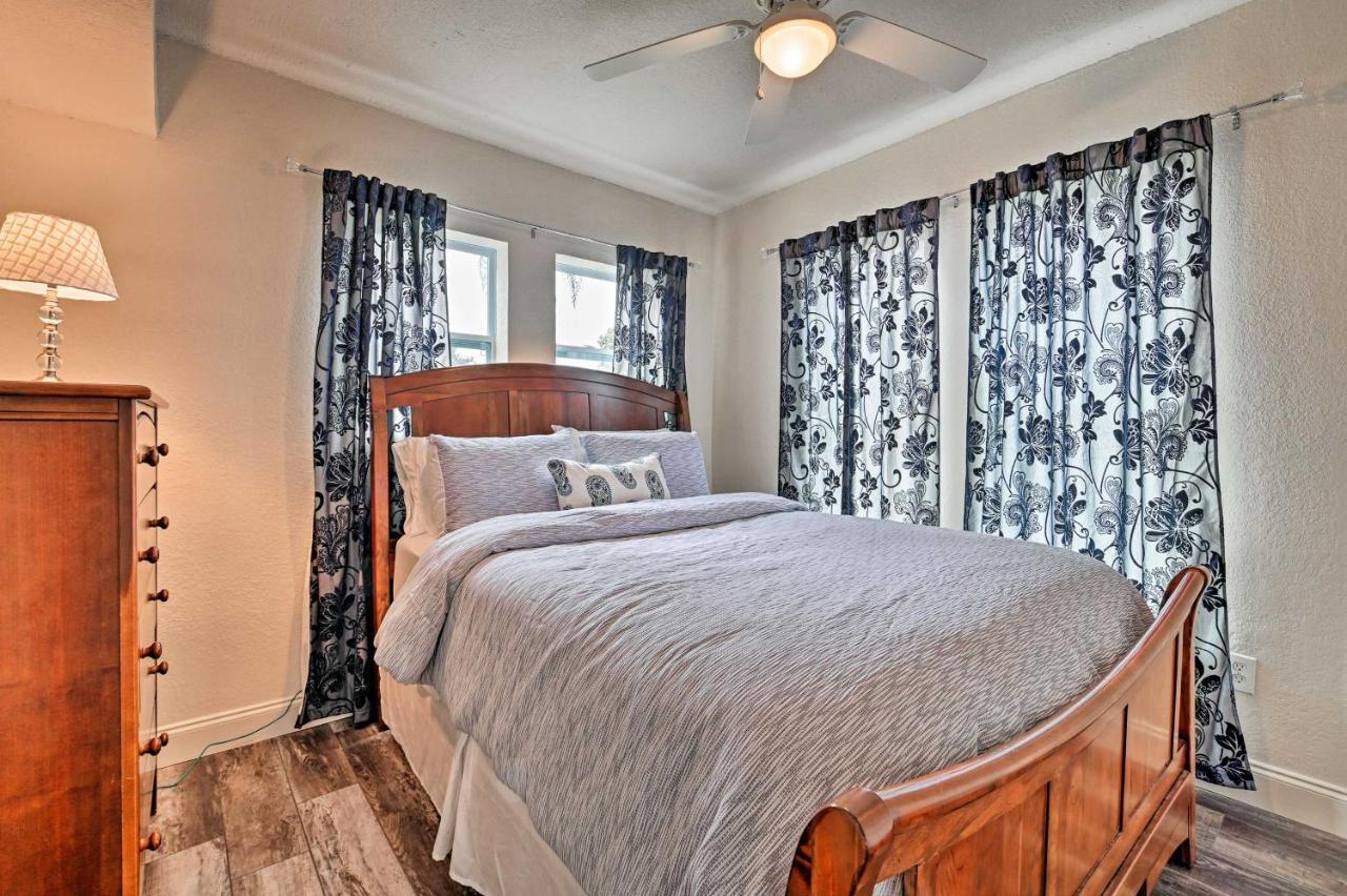 Spacious Winter Garden With Bbq, Walk To Dwtn! Holiday home Orlando