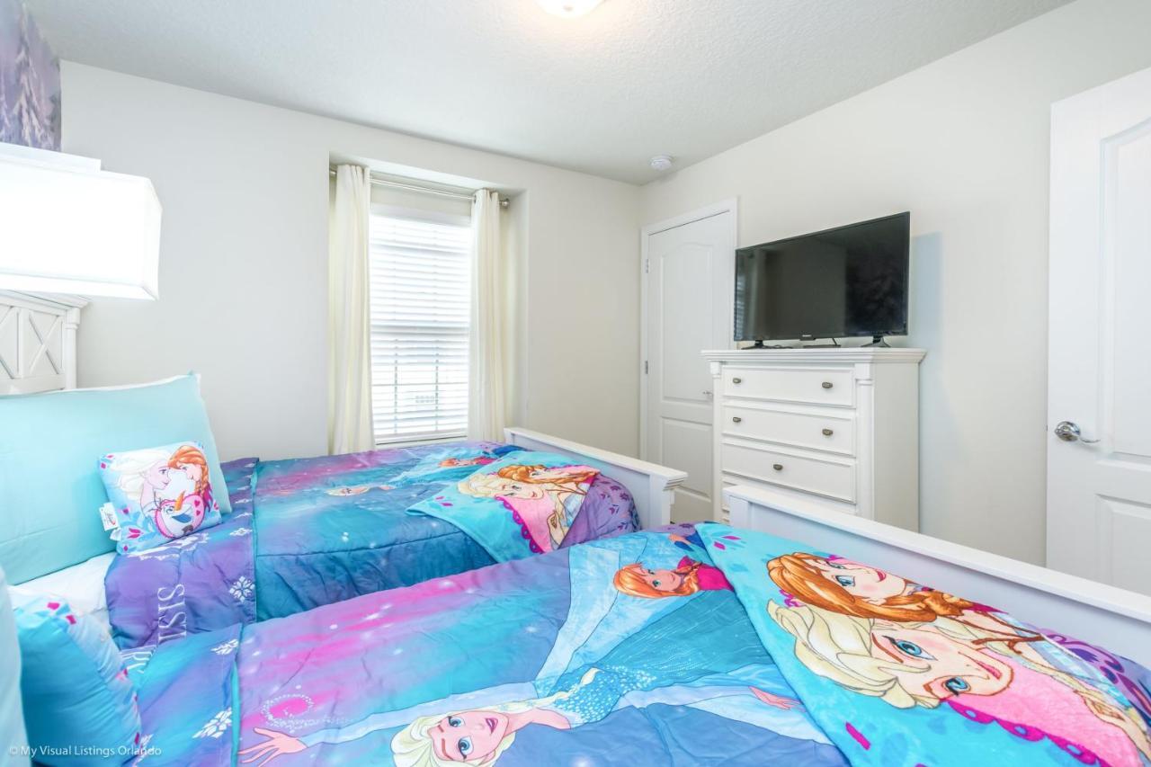 New Fantastic 5 Bed 4 Bathroom Town Orlando
