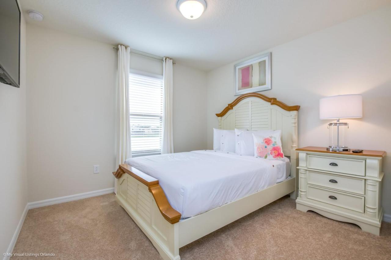 New Fantastic 5 Bed 4 Bathroom Town Orlando