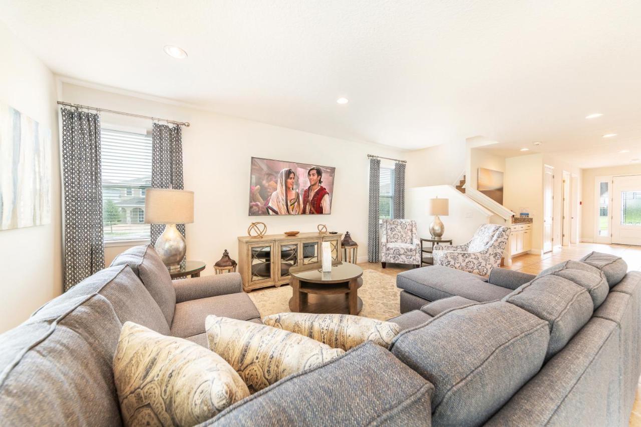 Spacious By Rentyl Near With Private Pool, Movie Room, Air Hockey Table & Amenities - 530b * Orlando