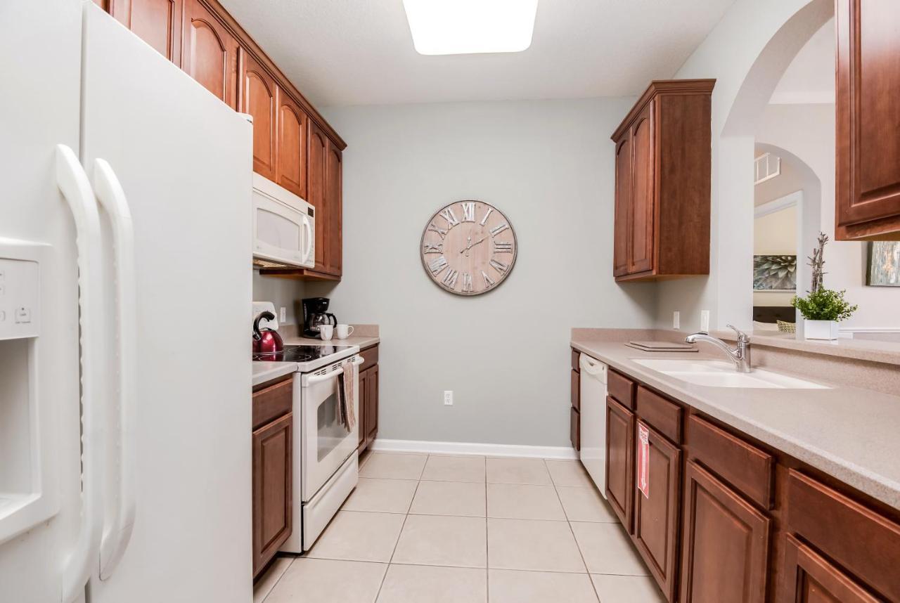 Apartment Beautiful Vista Cay Condo, Near I-drive Orlando