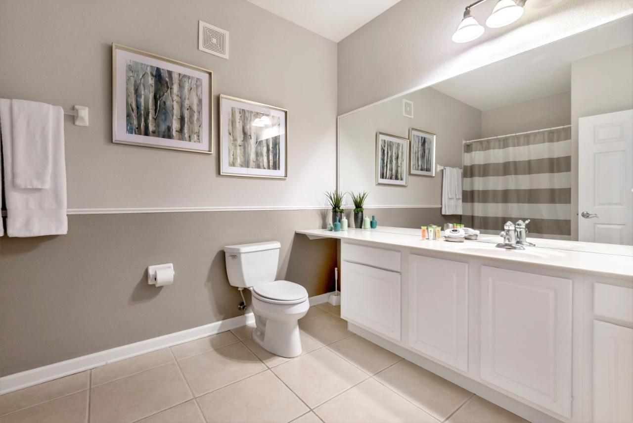 Beautiful Vista Cay Condo, Near I-drive Apartment Orlando