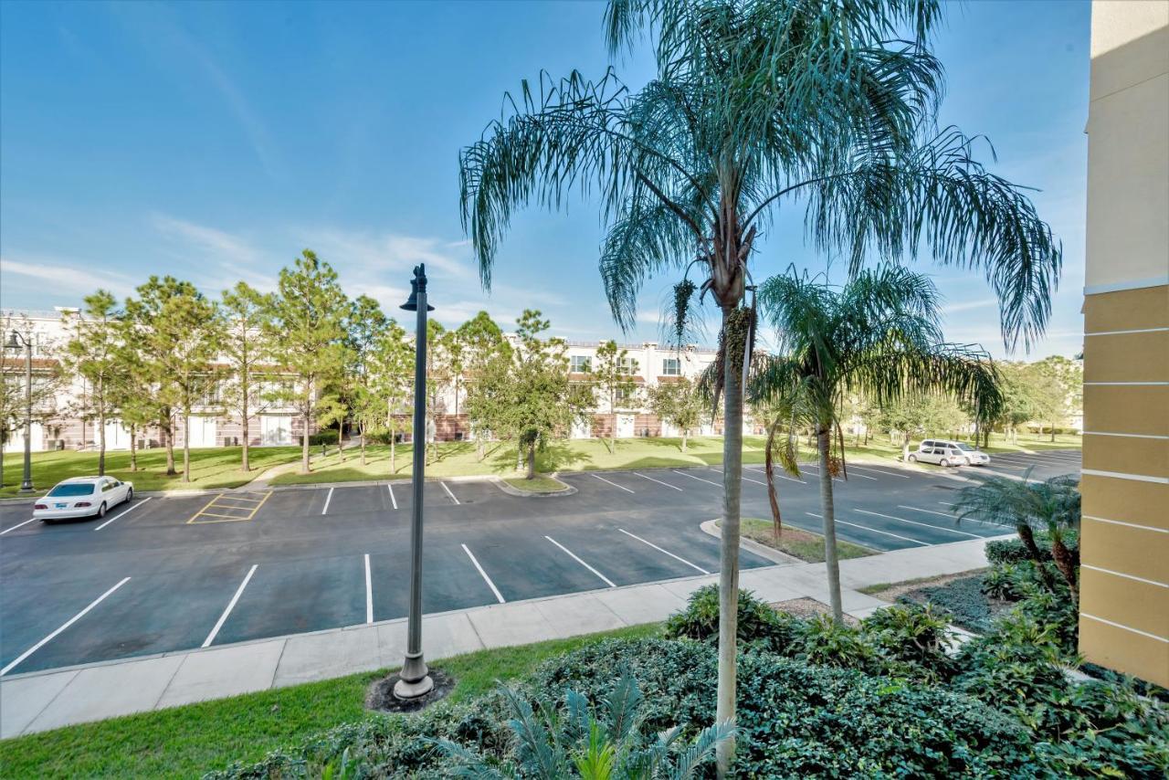 Apartment Beautiful Vista Cay Condo, Near I-drive Orlando