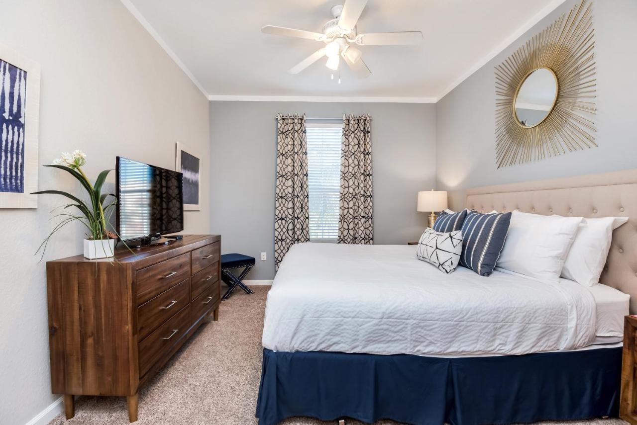 Apartment Beautiful Vista Cay Condo, Near I-drive Orlando