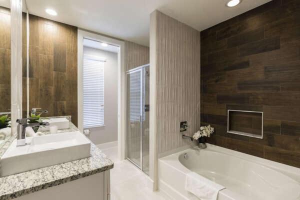 5 Bedroom 6 Ba Deluxe 5 Min To Disneyworld Bbq Grill Villa *